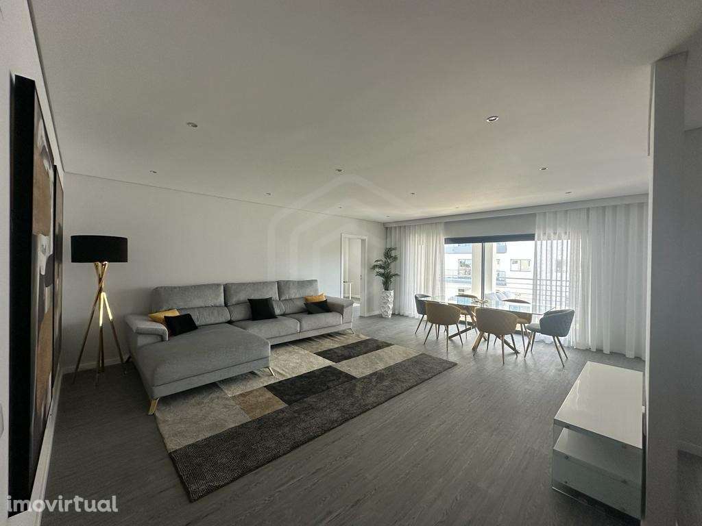 Apartamentos T1, T2, T3 e T4 em condomínio de arquitetura moderna e... - Grande imagem: 4/27