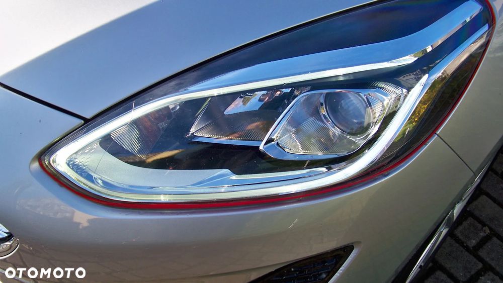 Ford Fiesta 1.1 S&S TITANIUM - 27