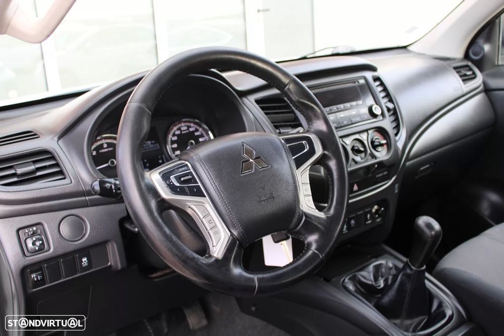 Mitsubishi L200 2.3 DI-D Space Cab Invite 4WD - 17