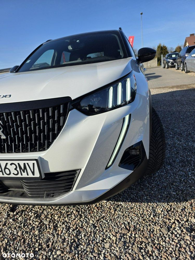 Peugeot 2008 - 4