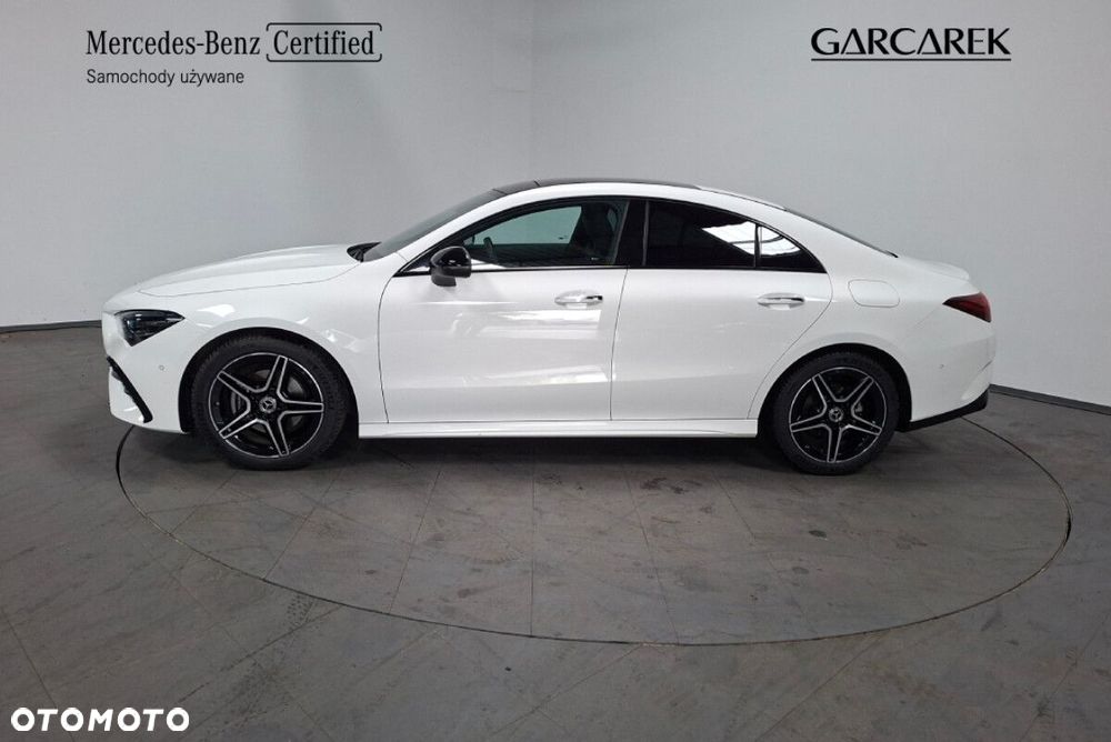 Mercedes-Benz CLA - 9