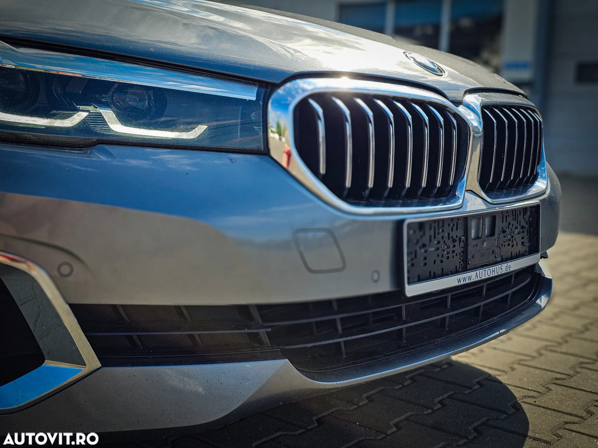BMW Seria 5 520d xDrive Touring Aut. Luxury Line - 9