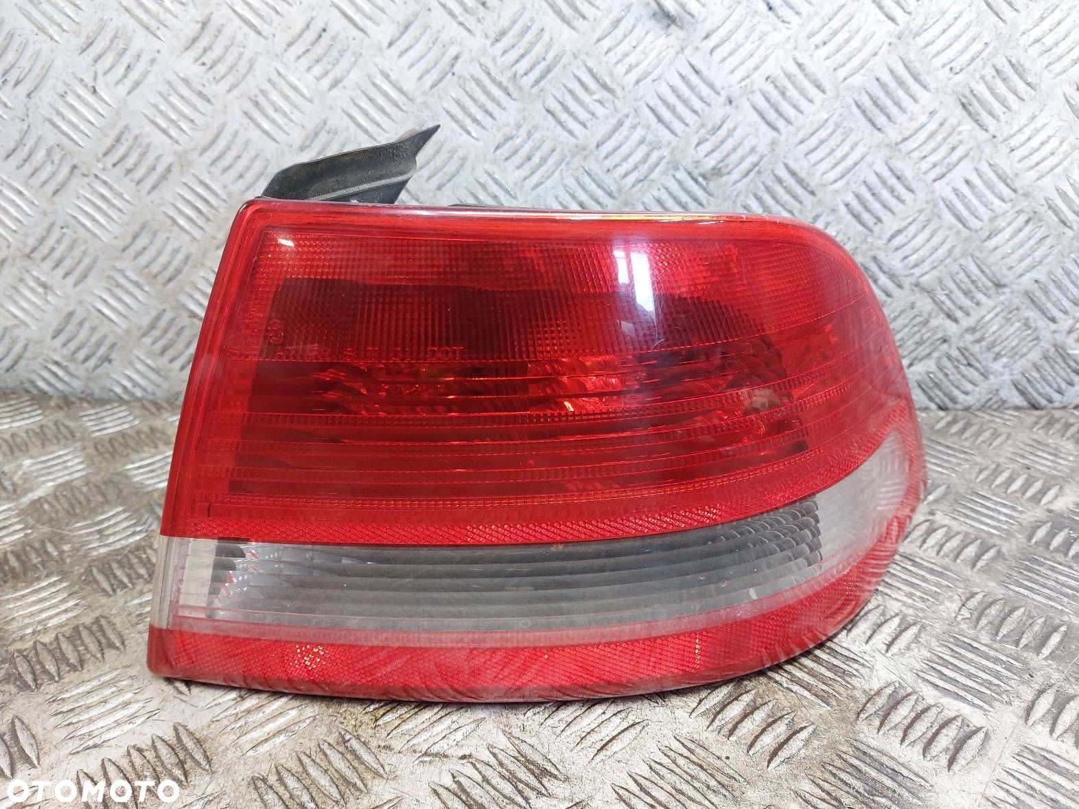LAMPA PRAWY TYŁ SAAB 9-3 II SEDAN 12785761 - 1