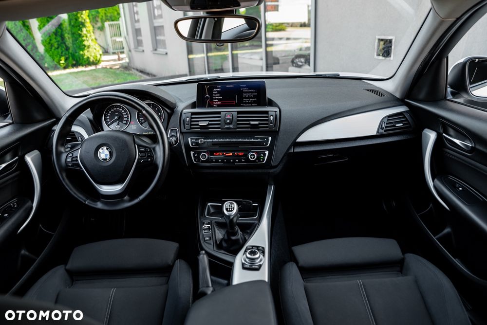 BMW Seria 1 118d Sport Line - 28