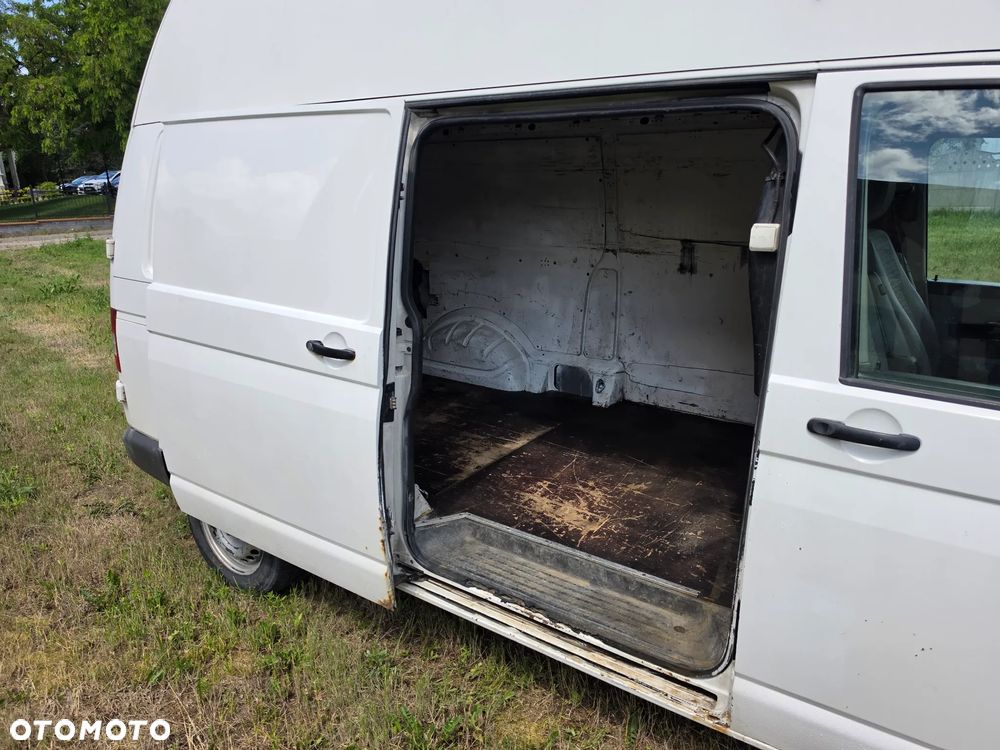 Volkswagen Transporter - 10