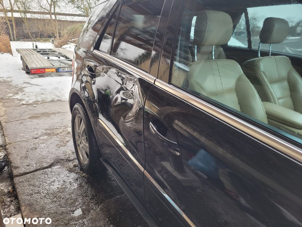 Mercedes-Benz ML - 28