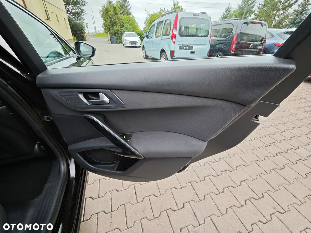 Peugeot 508 BlueHDi 150 Stop&Start Business-Line - 28