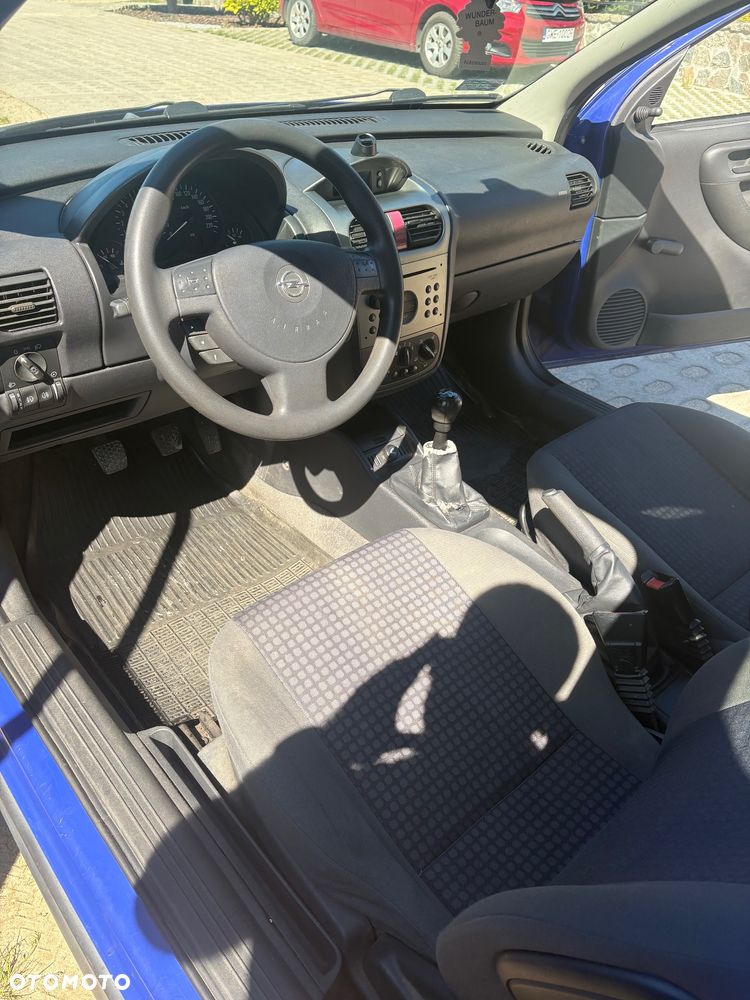 Opel Corsa 1.2 16V Base / Start - 13