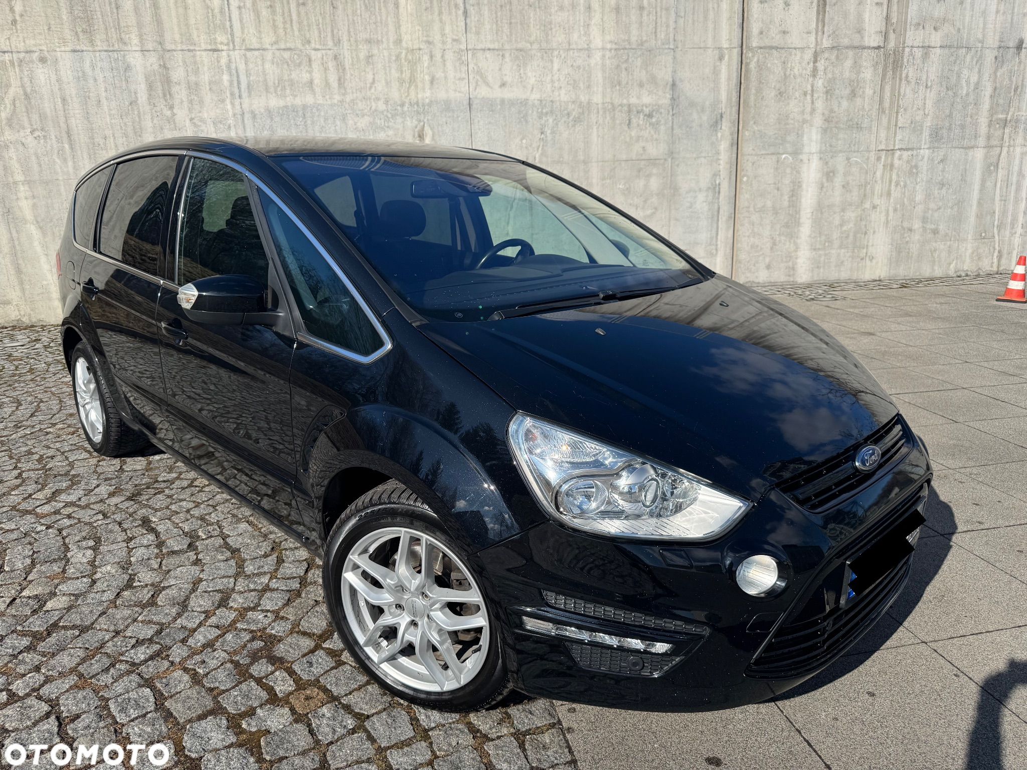 Ford S-Max 2.0 TDCi DPF Titanium X - 1