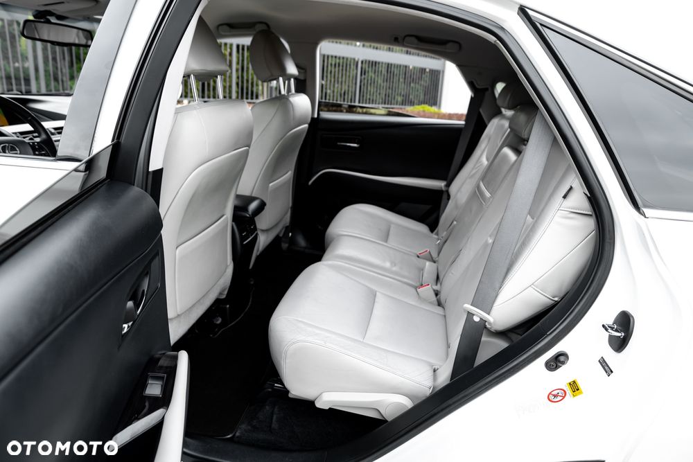 Lexus RX - 21