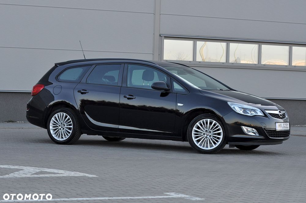 Opel Astra 1.6 Selection 110 Jahre - 14