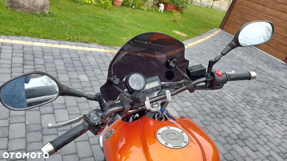 Yamaha MT - 3