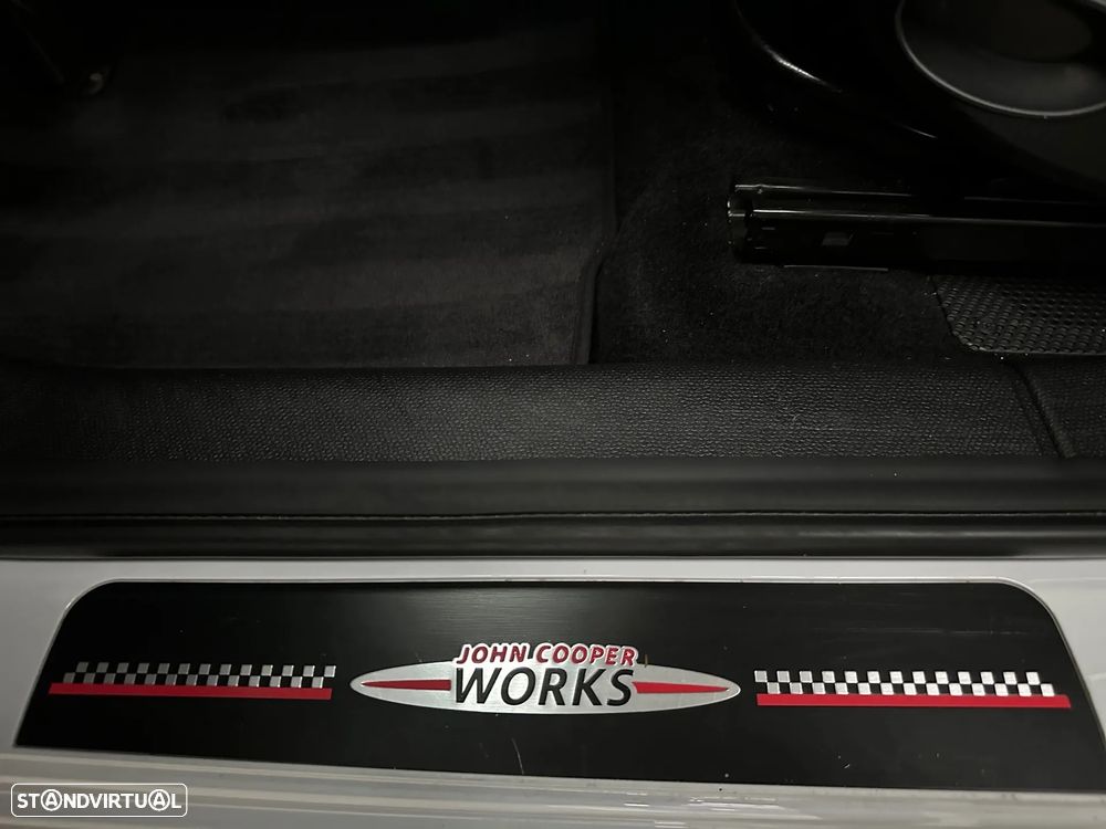 MINI Countryman John Cooper Works All4 - 18