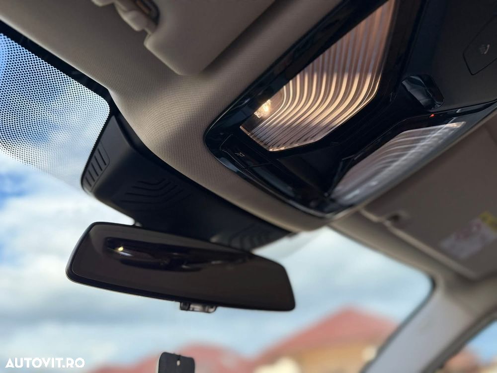 BMW Seria 5 520d Touring Aut. Luxury Line - 20