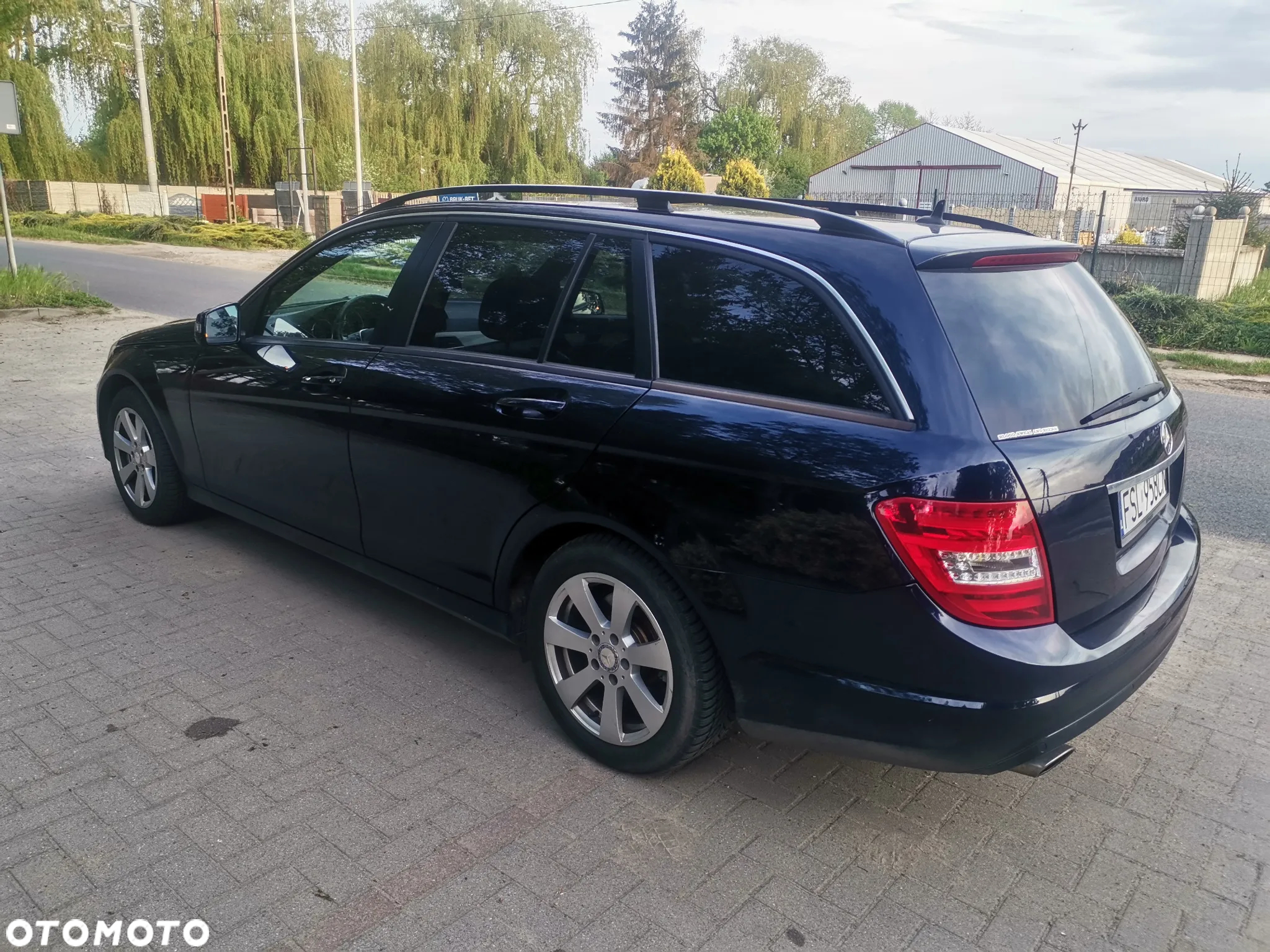Mercedes-Benz Klasa C 220 CDI BlueEff Avantgarde - 16