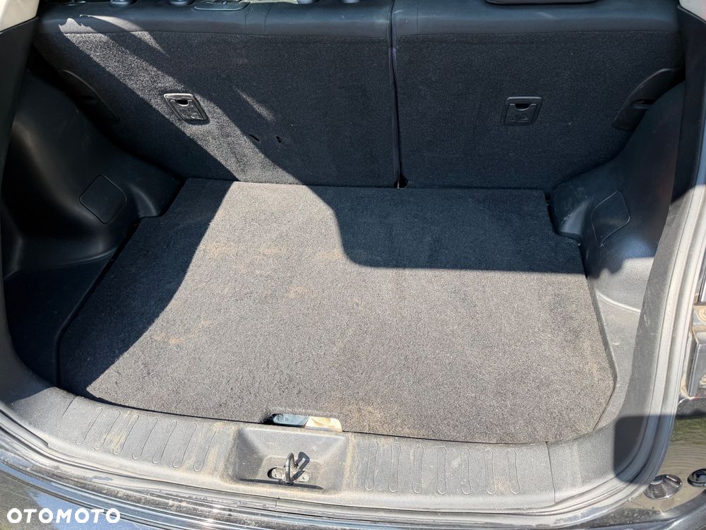 Nissan Juke 1.6 Visia - 11