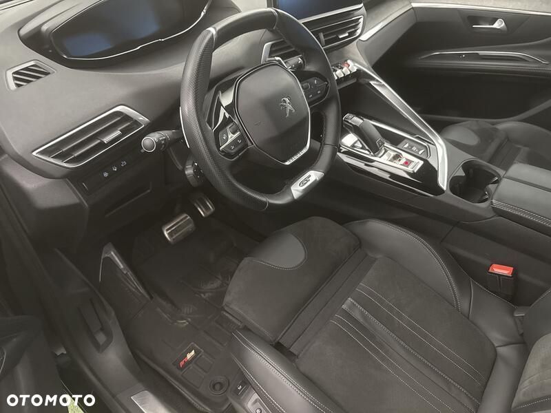 Peugeot 5008 - 10