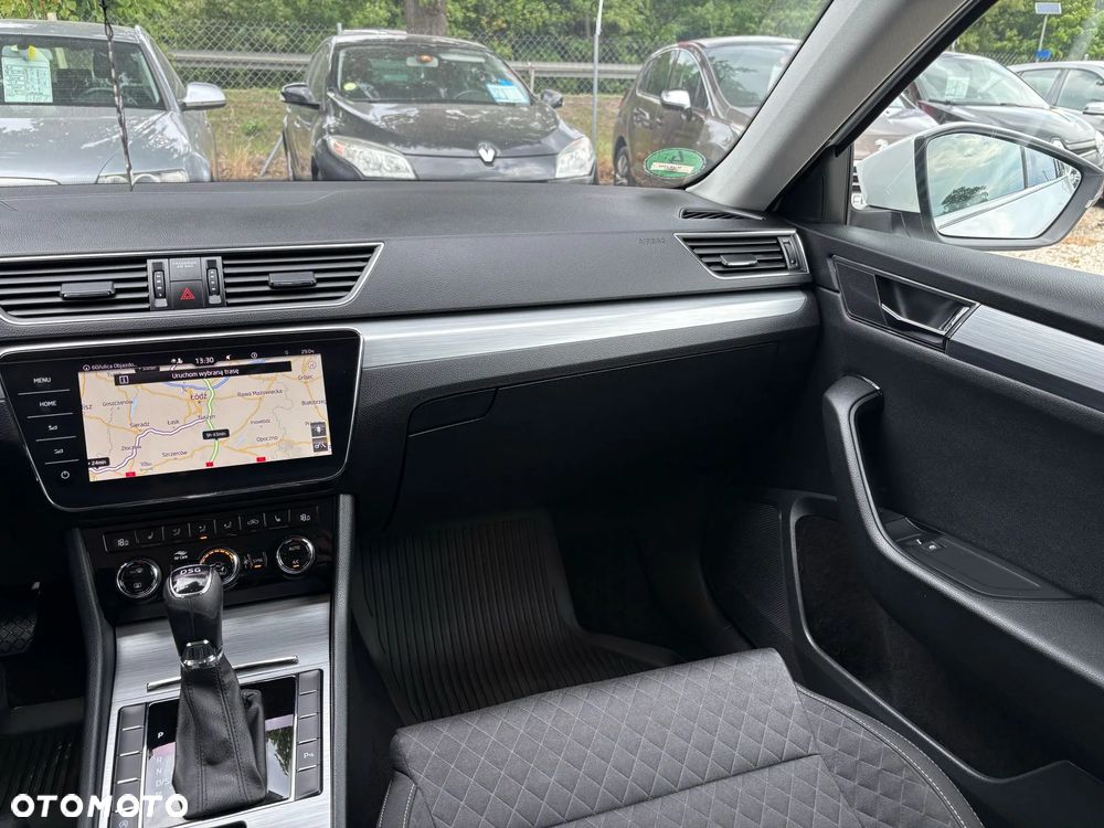 Skoda Superb 2.0 TDI Sportline DSG7 - 28