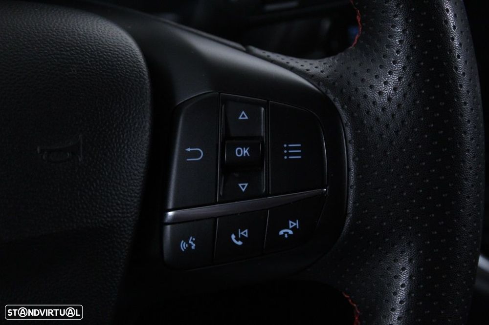 Ford Fiesta 1.0 EcoBoost ST-Line - 24