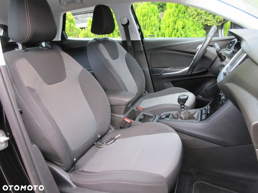 Opel Grandland X 1.2 Start/Stop Business INNOVATION - 15