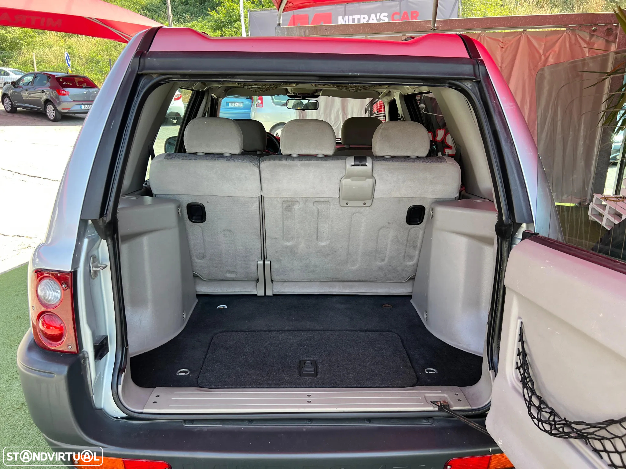 Land Rover Freelander 2.0 di - 11