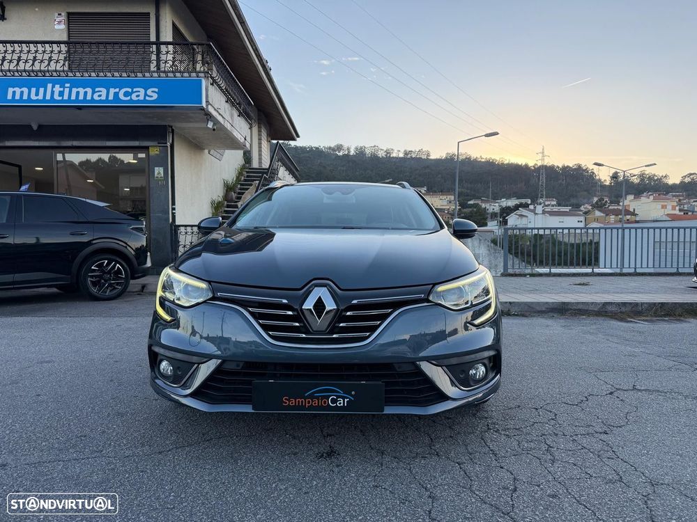 Renault Mégane Sport Tourer - 2