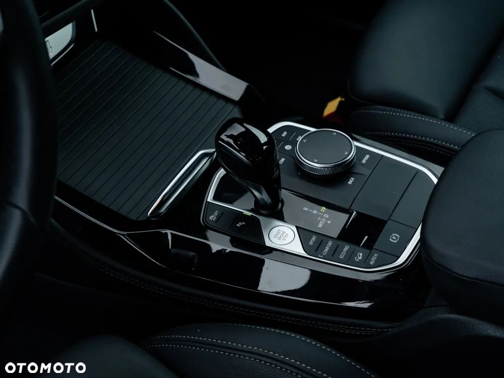 BMW X4 xDrive20i M Sport - 10