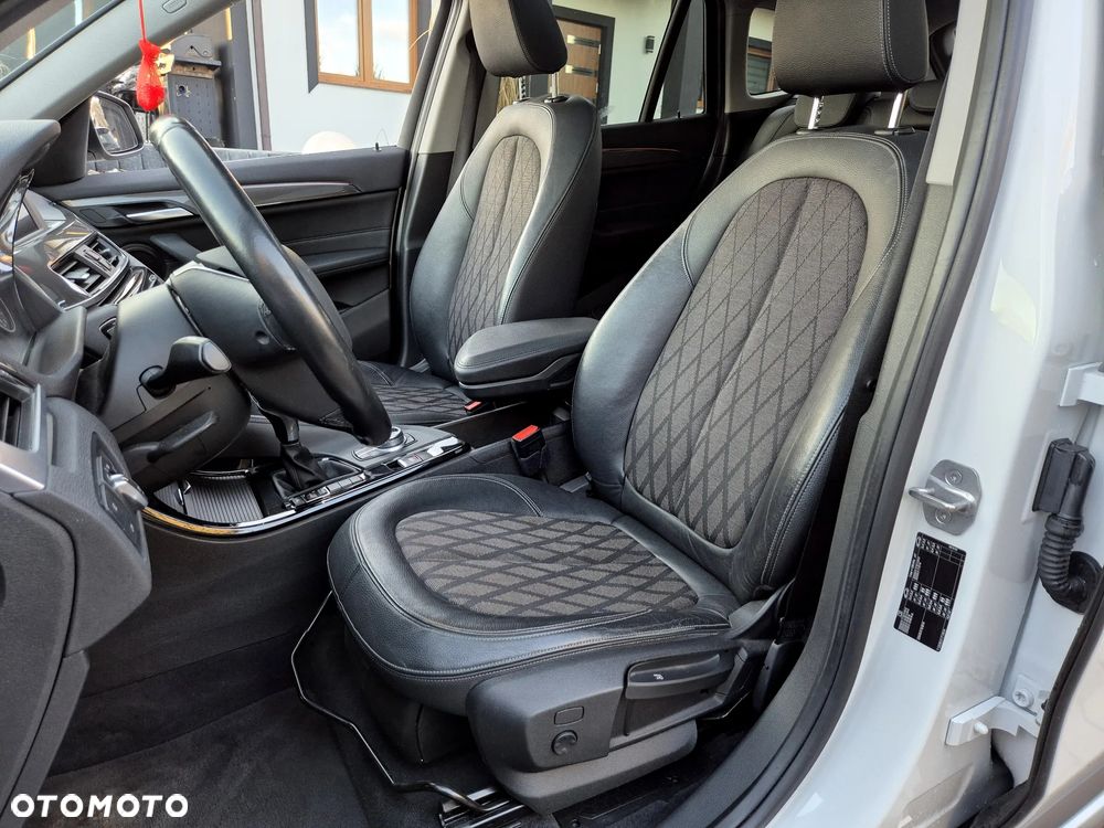 BMW X1 sDrive18d xLine - 9