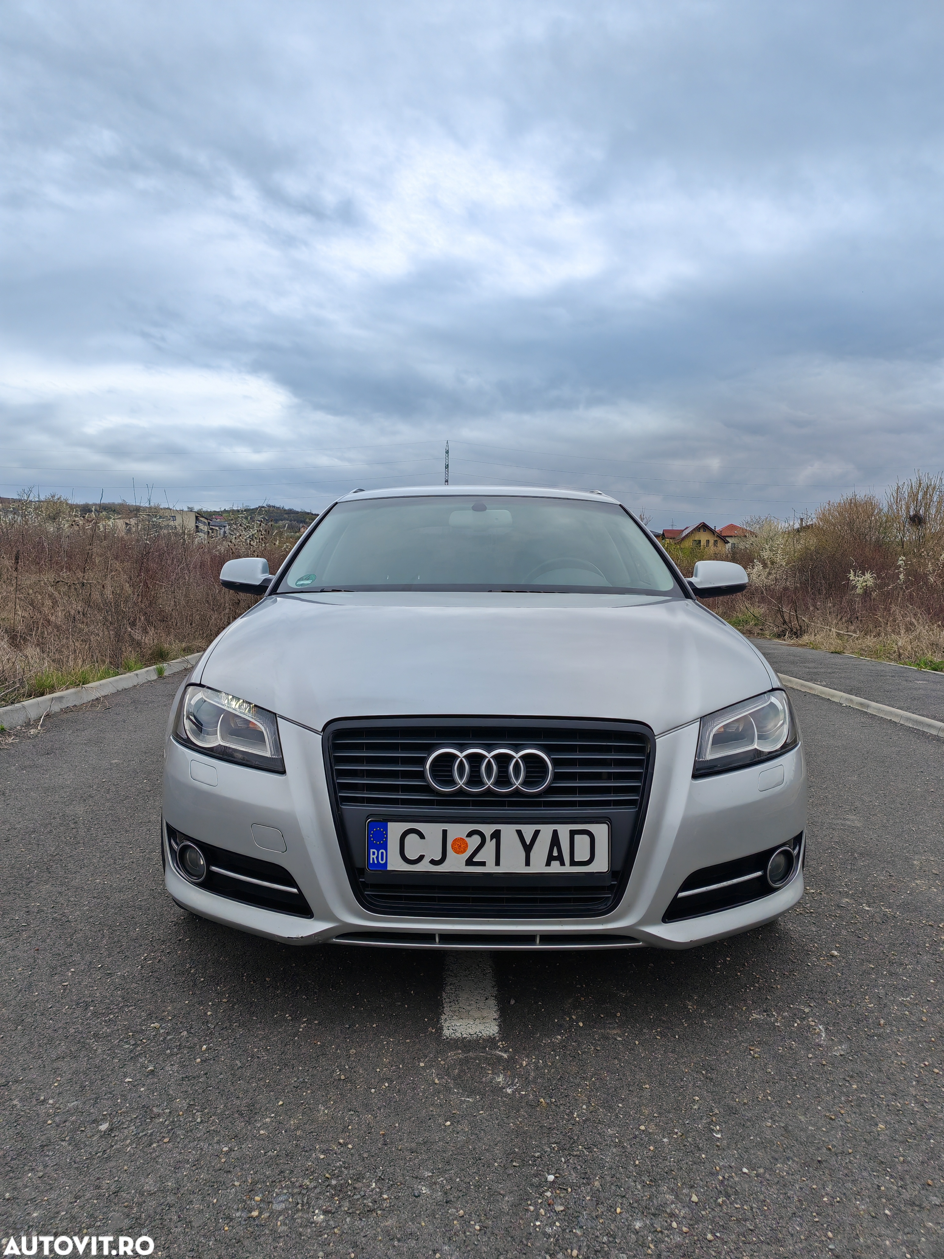 Audi A3 2.0 TDI Sportback DPF (DSG) S tronic Attraction - 13