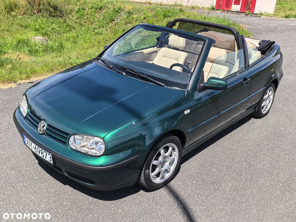 Volkswagen Golf 1.9 TDI Highline - 1