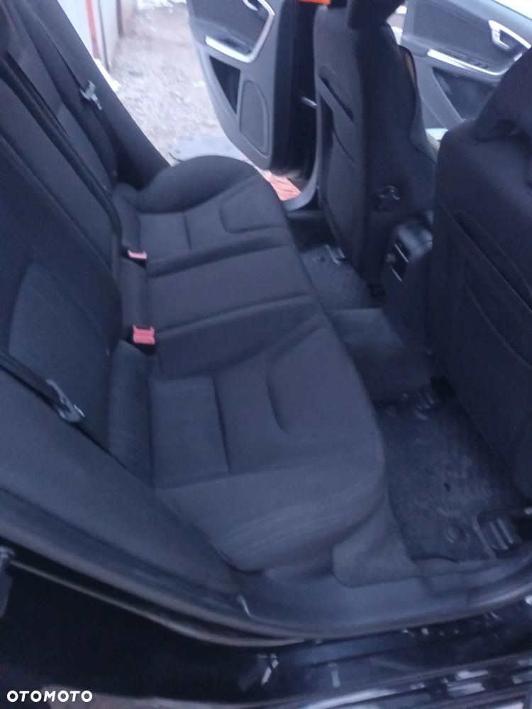 Volvo S60 D4 Edition - 8