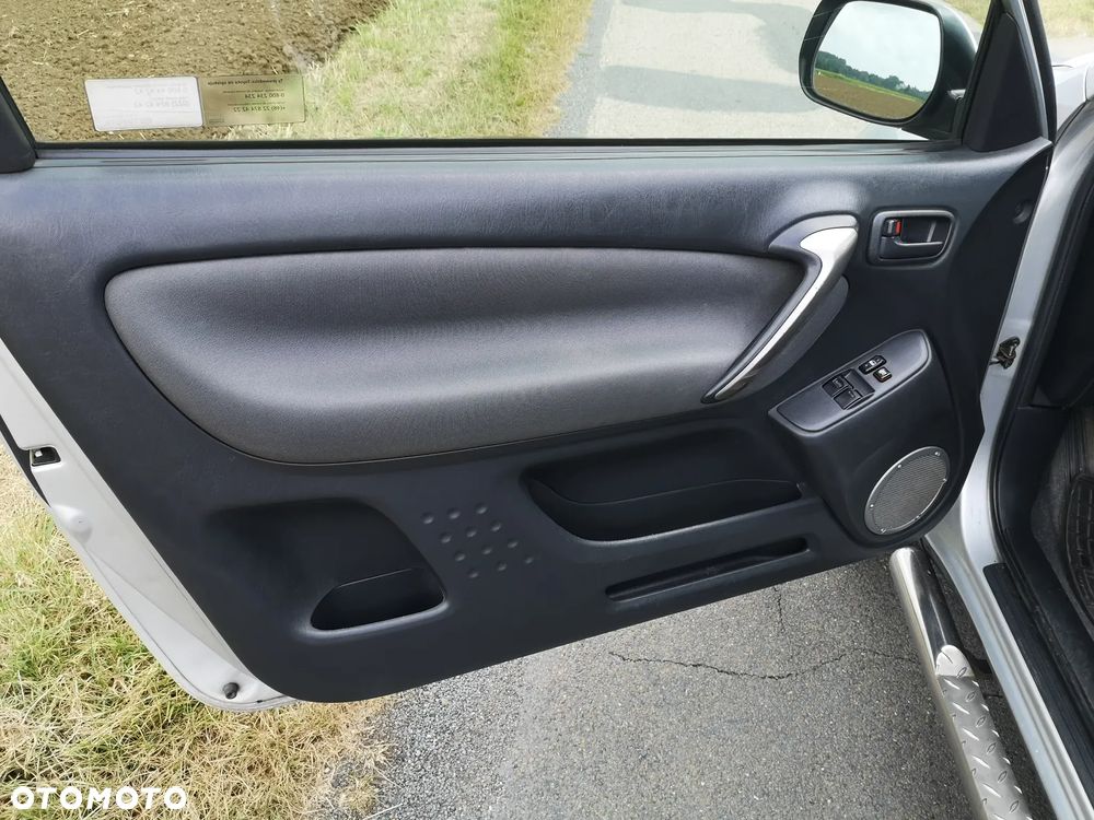Toyota RAV4 2.0 VVT-i Sol - 7