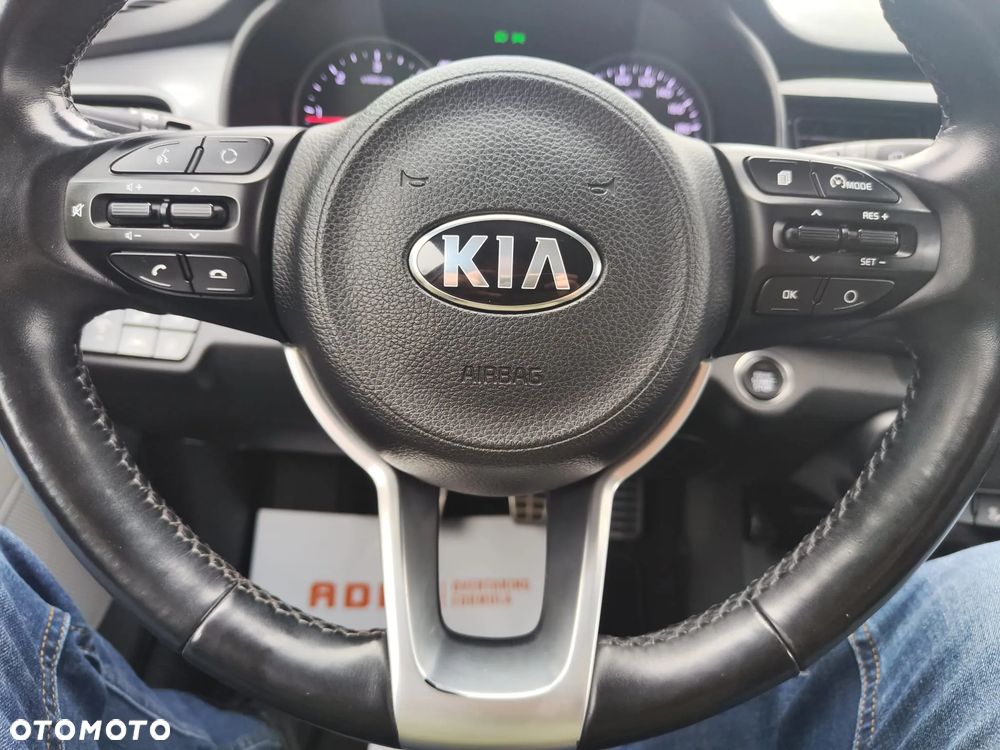 Kia Stonic 1.6 CRDi SCR XL - 11