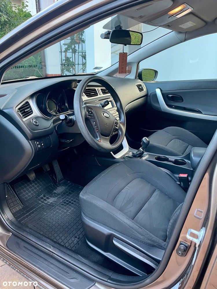 Kia Ceed 1.4 M - 6