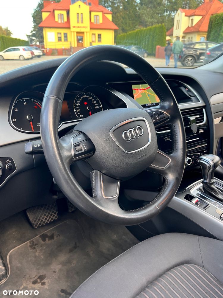 Audi A4 - 8