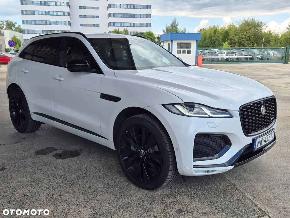 Jaguar F-Pace D200 AWD R-Dynamic SE - 4