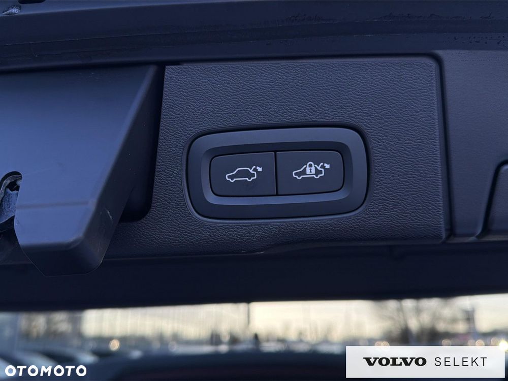 Volvo XC 60 - 32