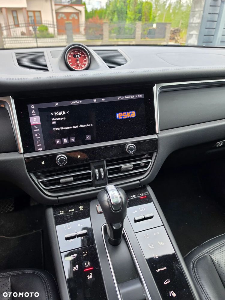 Porsche Macan T - 8