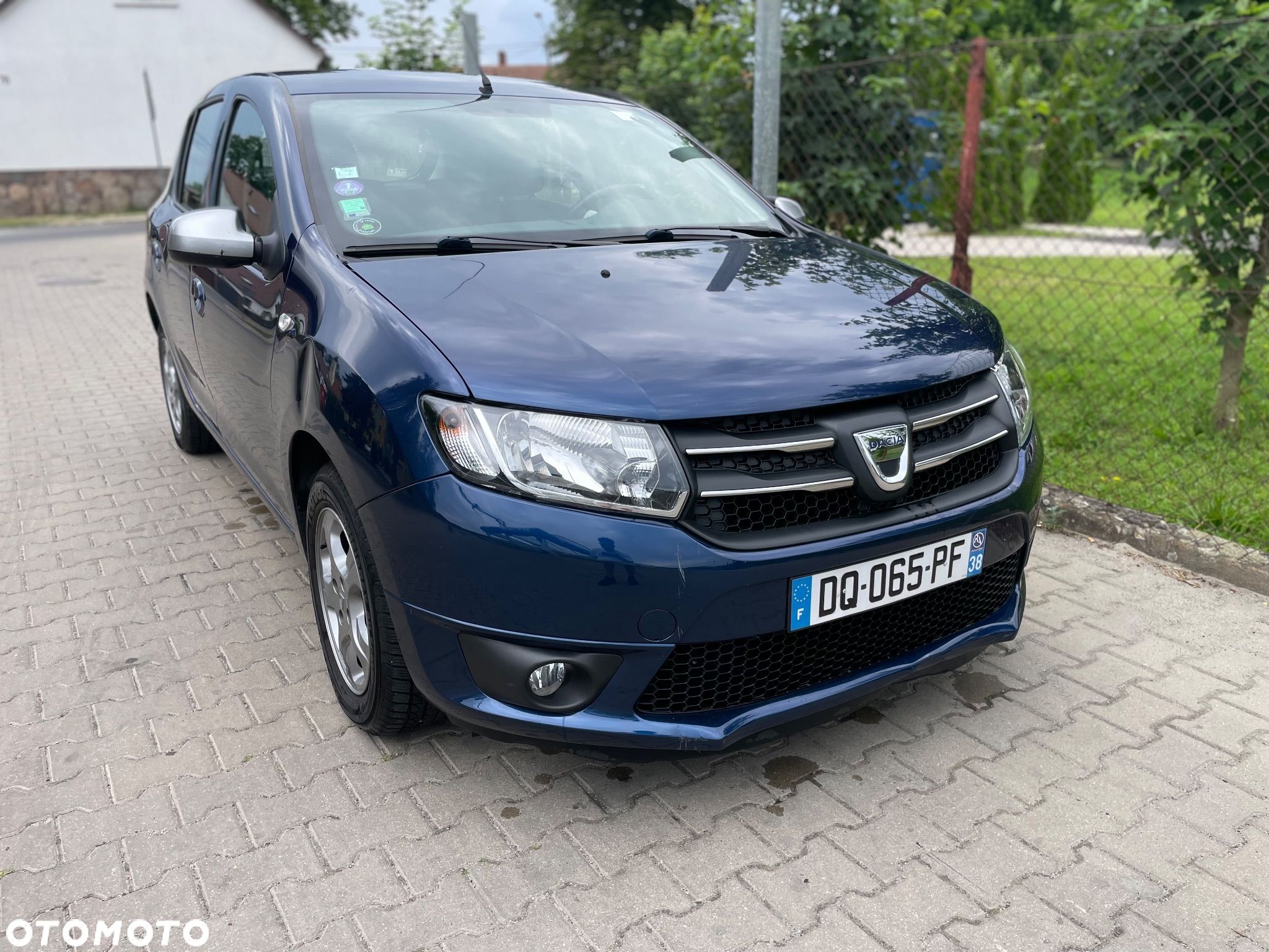 Dacia Sandero 1.0 TCe Laureate S&S - 1