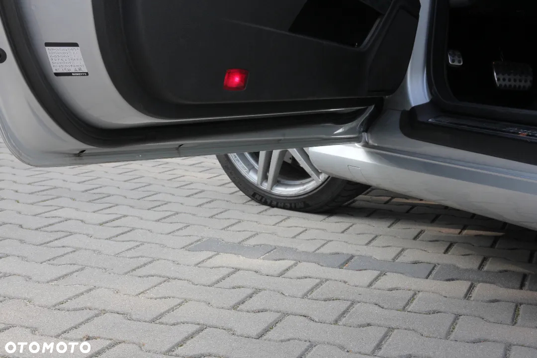 Mercedes-Benz Klasa E - 15