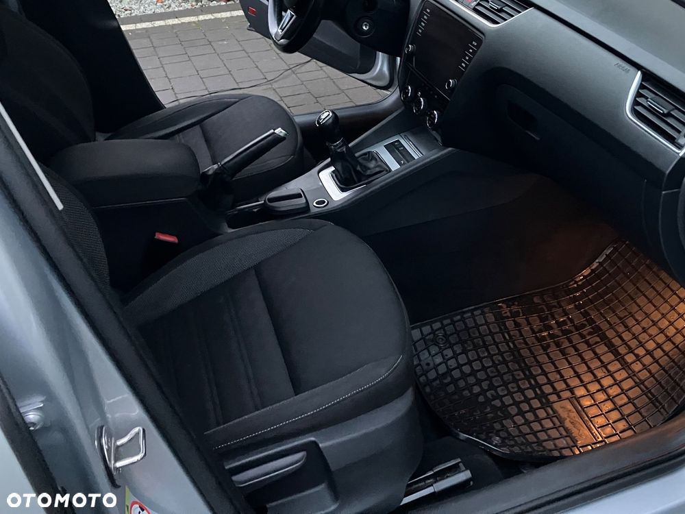 Skoda Octavia 1.5 TSI ACT Ambition - 15