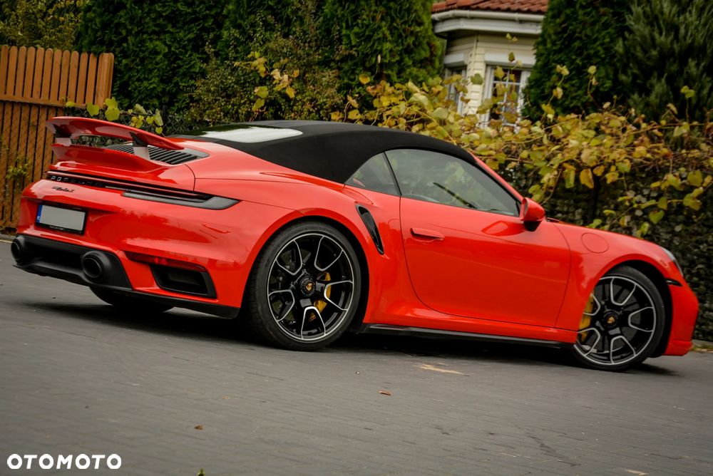 Porsche 911 Turbo S - 18
