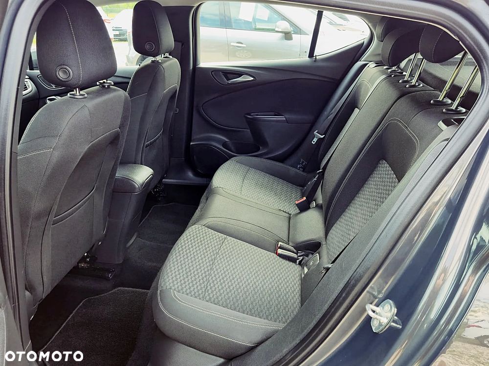 Opel Astra 1.4 Turbo Business - 21