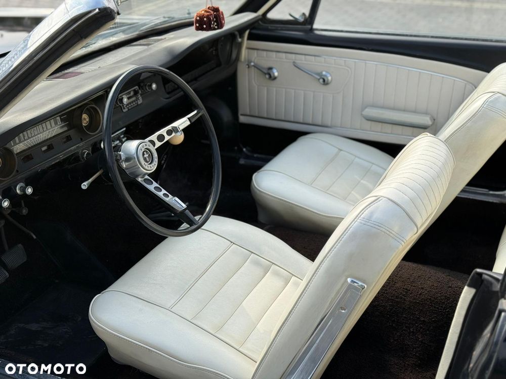Ford Mustang - 14