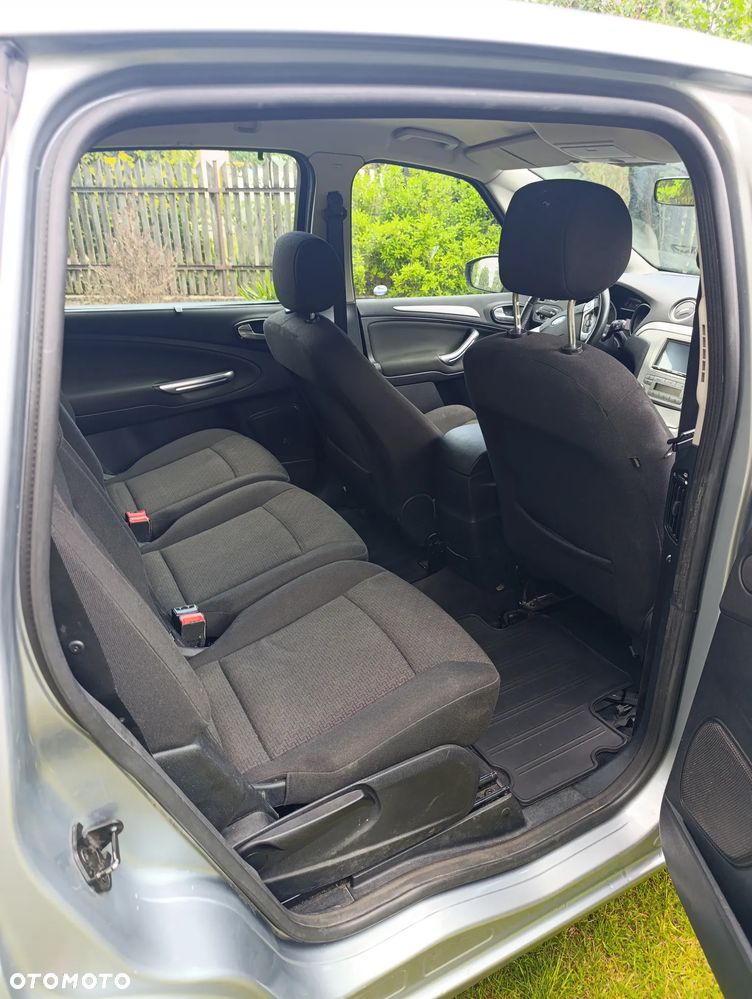 Ford S-Max 2.0 Titanium - 12