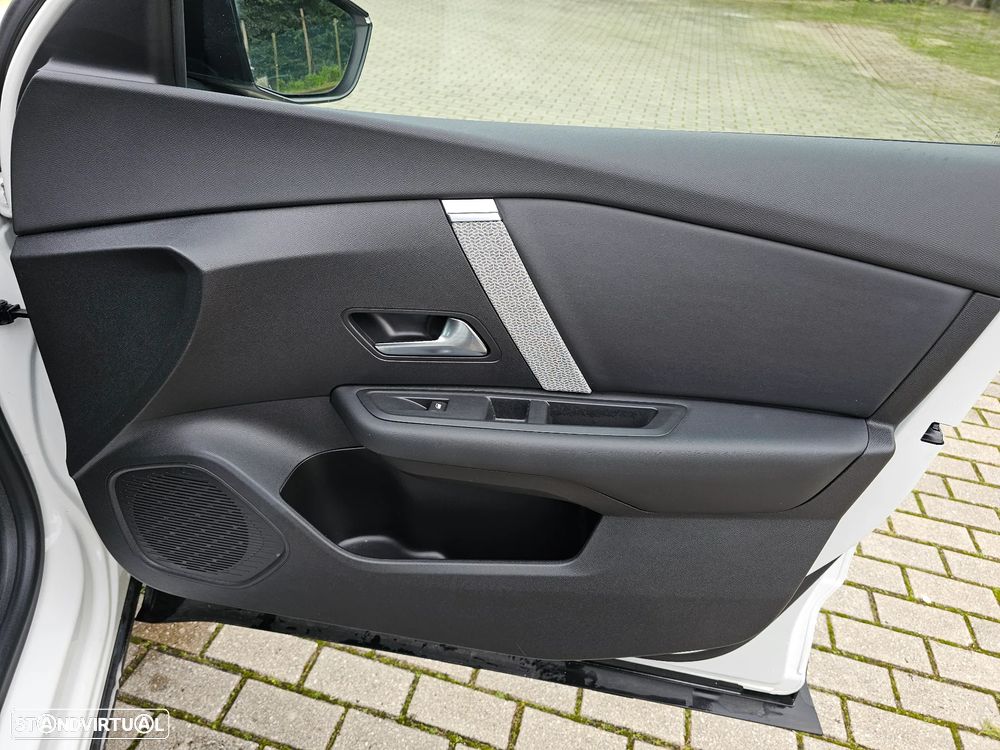 Citroën C4 1.2 PureTech Feel Pack EAT8 - 13