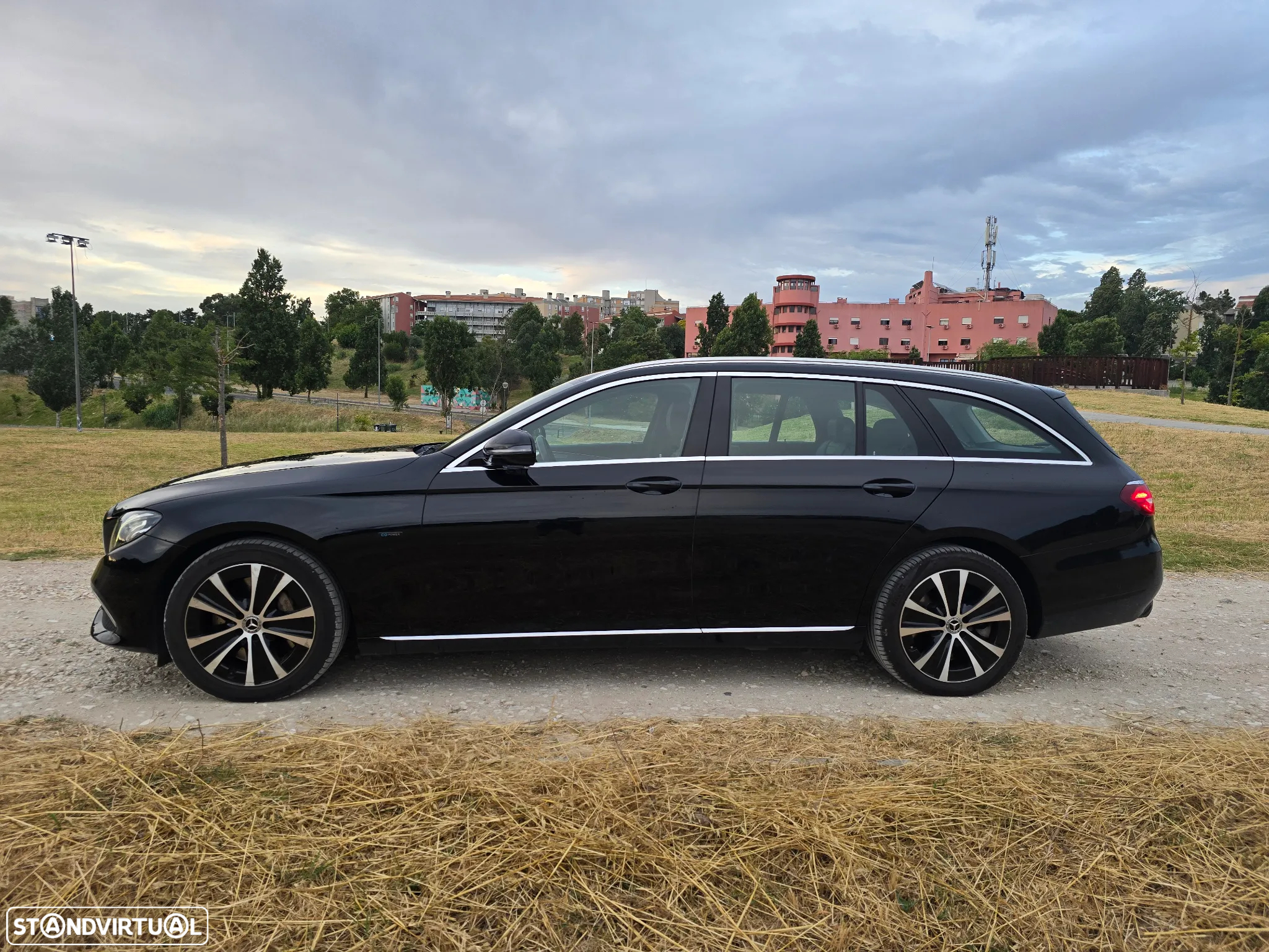 Mercedes-Benz E 300 de Avantgarde - 4