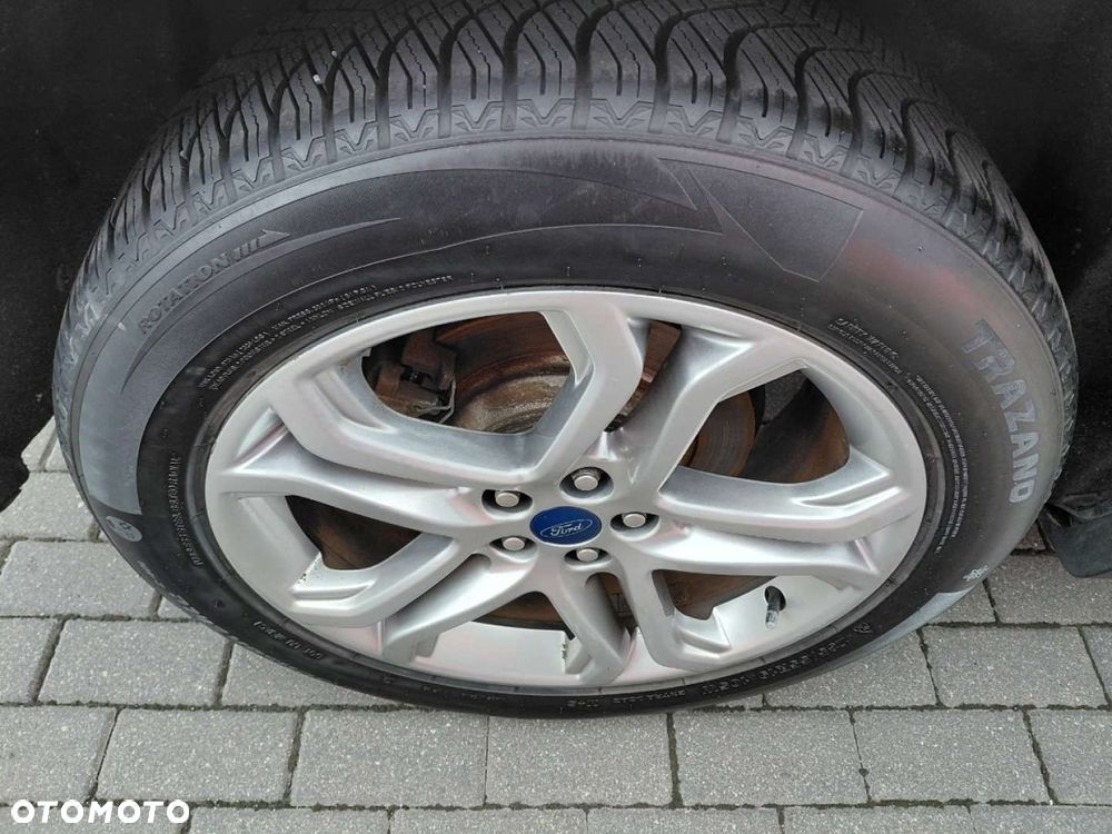 Ford Edge - 12