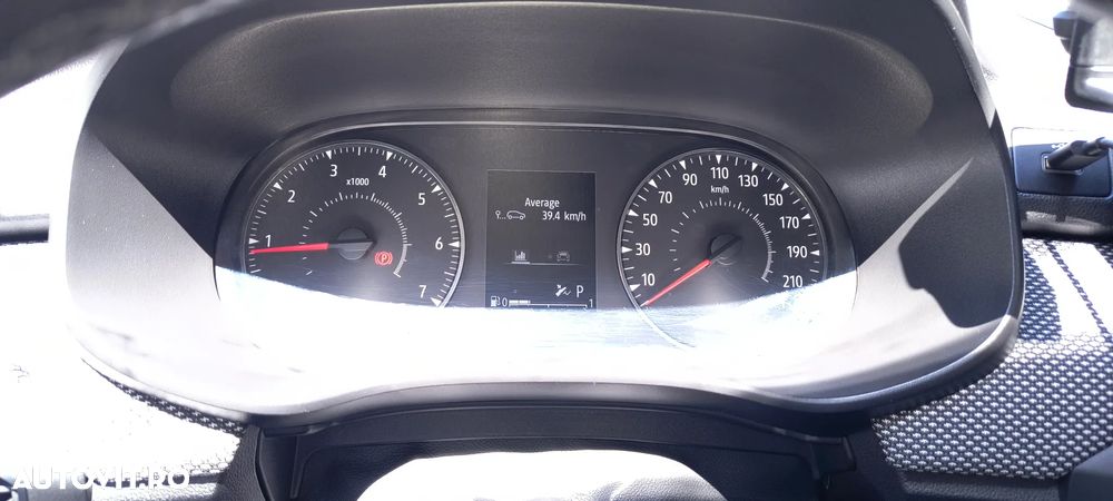 Dacia Logan TCe 90 CVT Comfort - 8