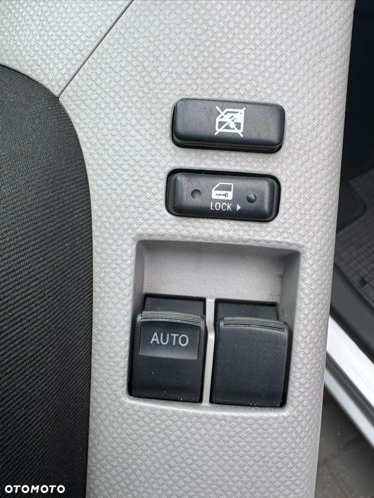 Toyota Yaris 1.3 Luna A/C - 13